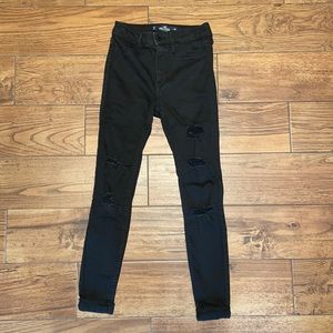 Hollister | Black Ripped | High-Rise Crop Jean Legging | 24 X 26 | 0R